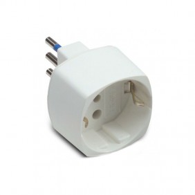 Master 10A white single-socket schuko adapter 05811