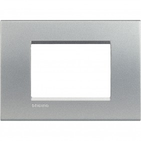 Bticino Livinglight plate 3 square modules tech...