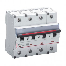 Bticino thermomagnetic circuit breaker 32A 4...